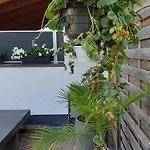 Ela 1 Apartamento